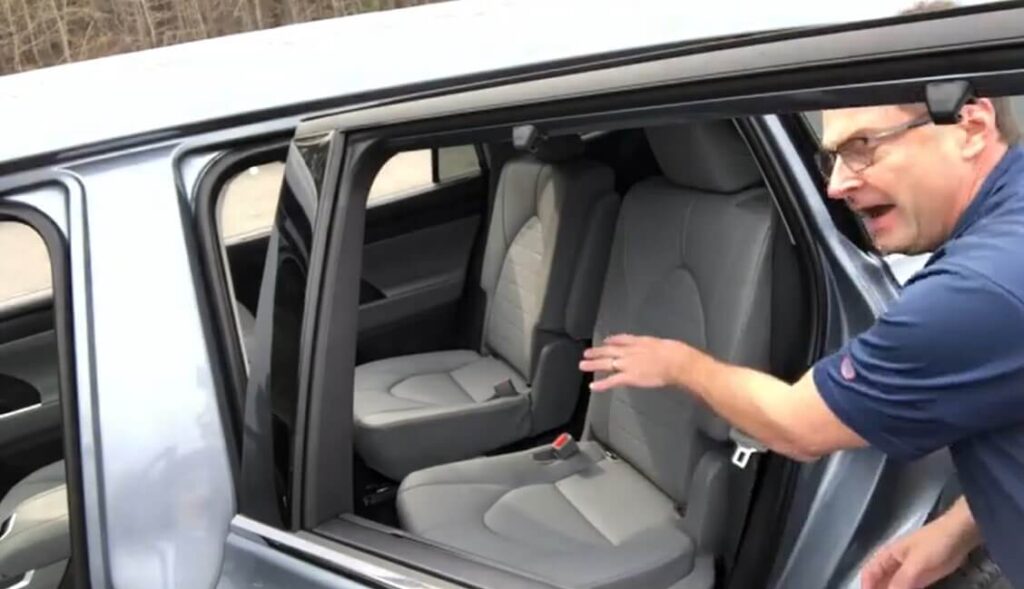 Captain Seats in the Highlander
