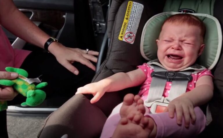 why-does-my-baby-cry-in-car-seat-what-should-you-do