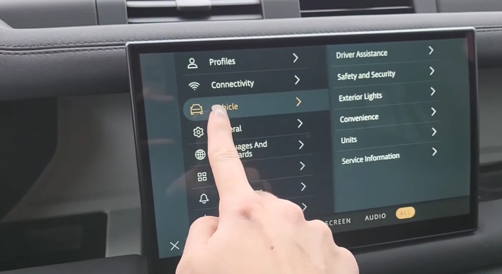 Why Does My Range Rover Beep Twice? Expert Tips Decoded