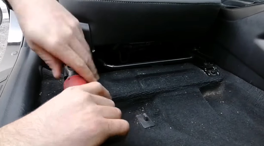 Unlock Comfort How To Loosen A Car Seat Like A Pro! Psycho Autos