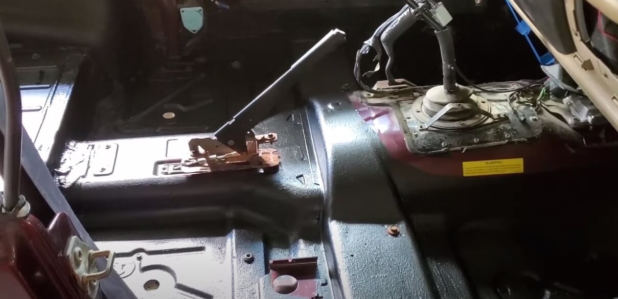 Jeep Wrangler Passenger Seat Won't Fold Forward!