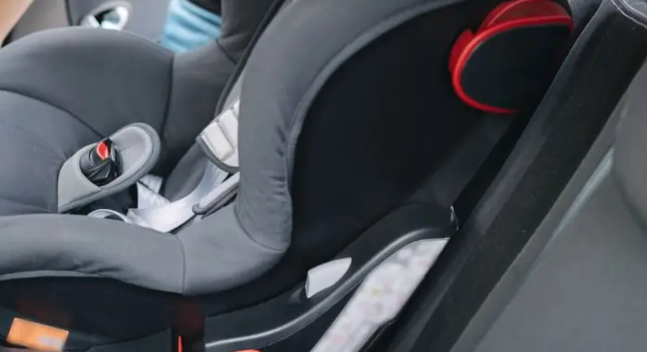 Las Vegas Car Seat Laws Strip To The Streets!