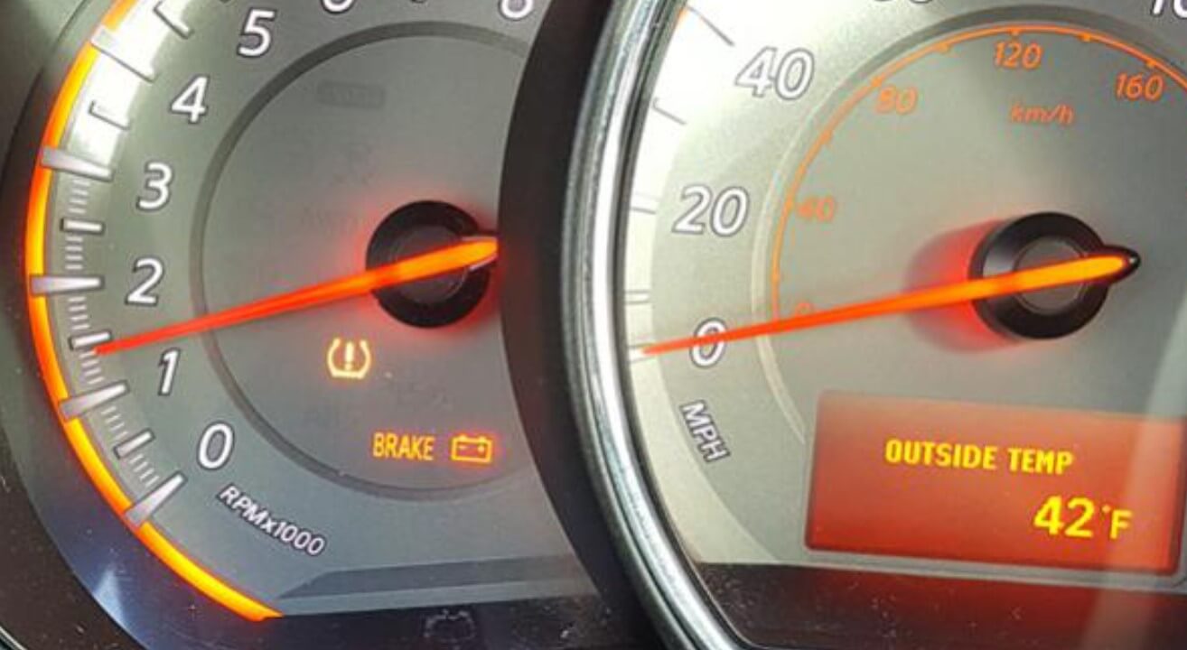 Lights Collide Why Is My Brake And Battery Light On?