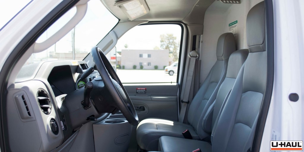 Do U Haul Trucks Have 3 Seats