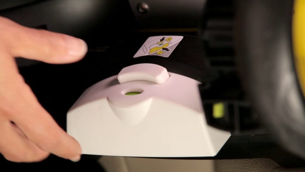 Doona Base Release Button Stuck