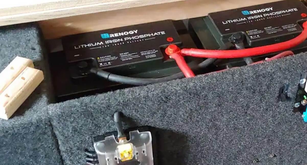 Watts To Wheels︱How Many Watts To Charge A Car Battery?