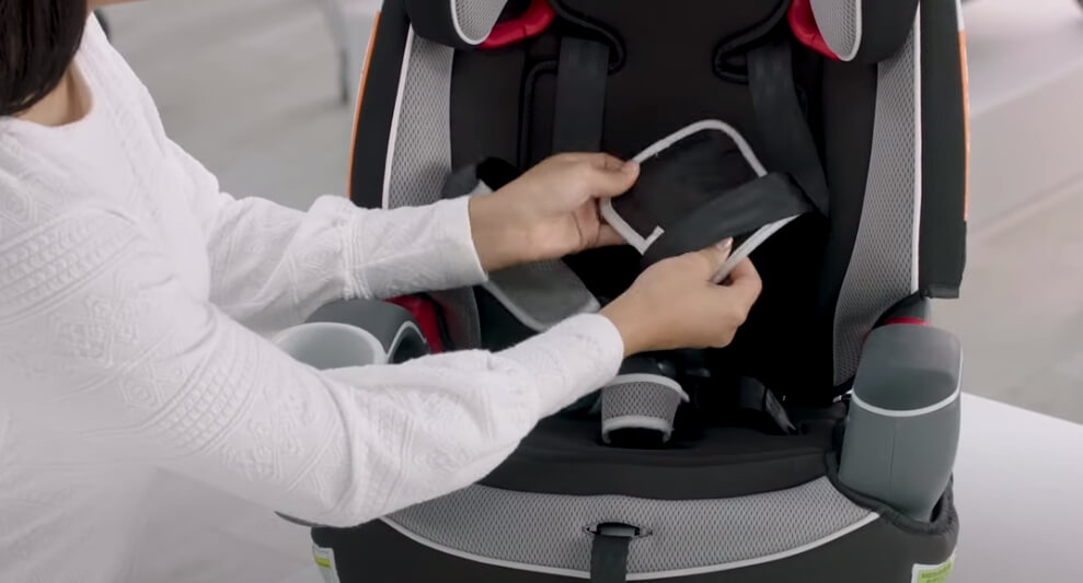 how to remove graco triride car seat from base