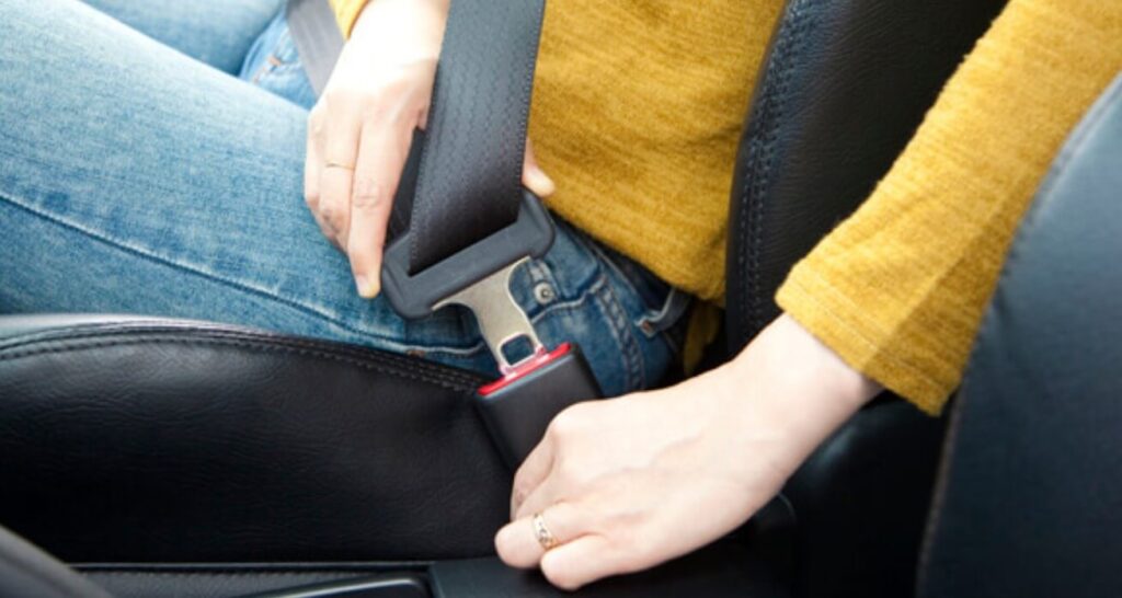 https://psychoautos.com/wp-content/uploads/2023/03/Is-It-a-Law-to-Wear-a-Seat-Belt-in-Florida-1024x546.jpg?ezimgfmt=rs:364x194/rscb1/ngcb1/notWebP