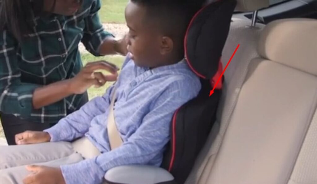 Can a 10 year old sit in the front seat in minnesota