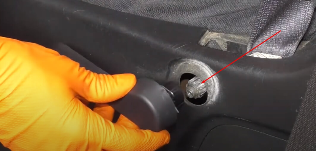Taking Charge How To Fix Car Seat Recliner Handle? Psycho Autos