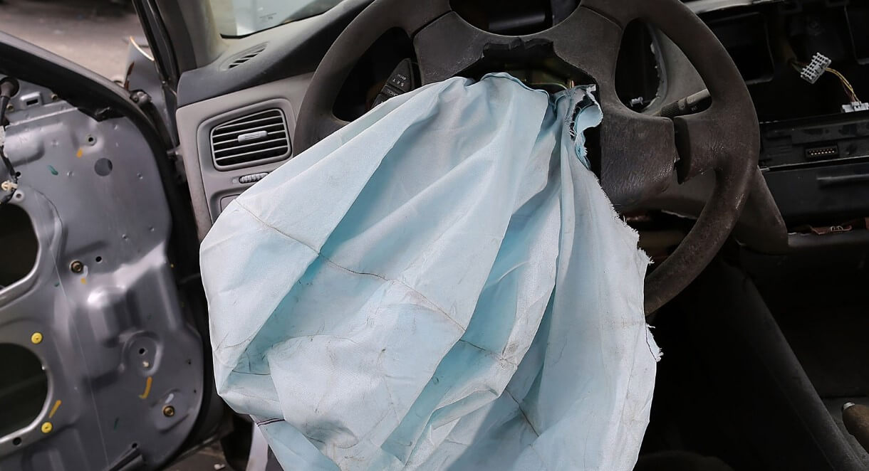 Learn How To Unlock Seat Belt After Airbag Deployed?