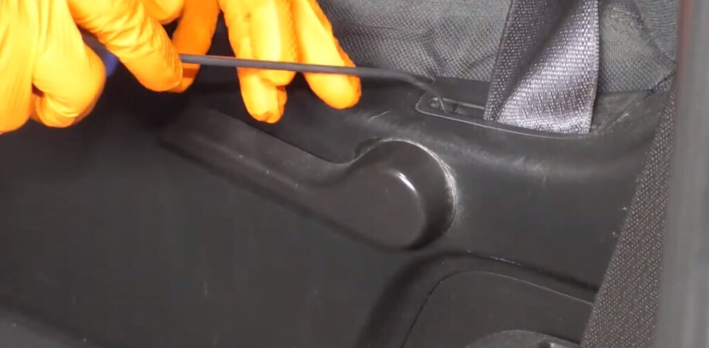 Taking Charge How To Fix Car Seat Recliner Handle Psycho Autos