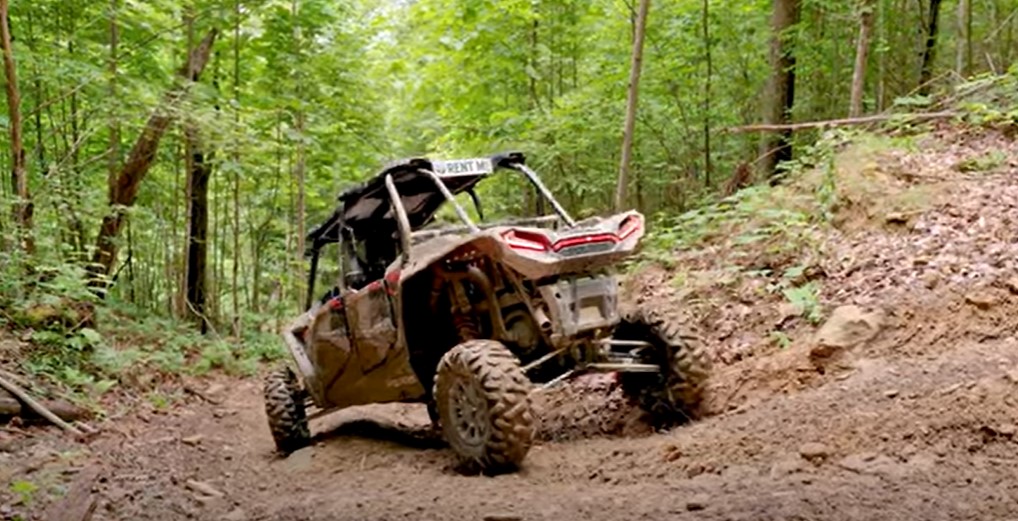 How much does a RZR weigh?
