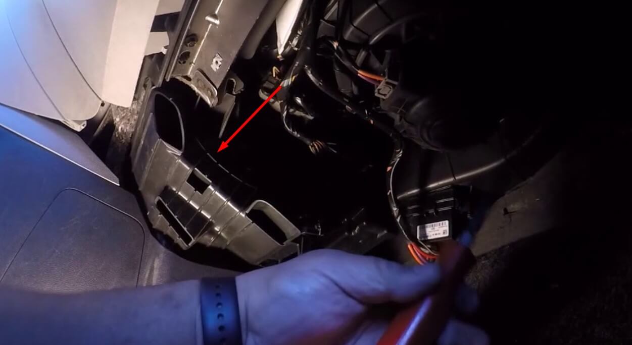 Where Is 2014 Chevy Equinox Blower Motor Location?