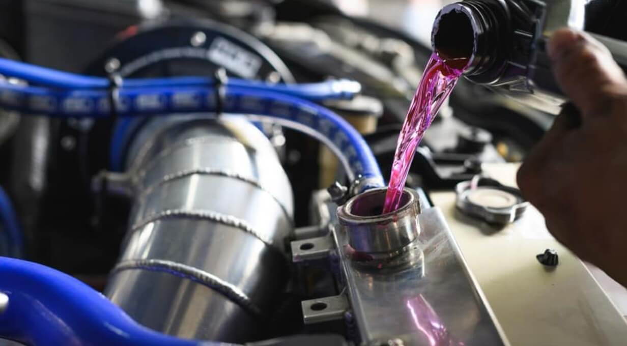 Oil Up How Many Quarts Of Oil Does A Toyota Highlander Take?