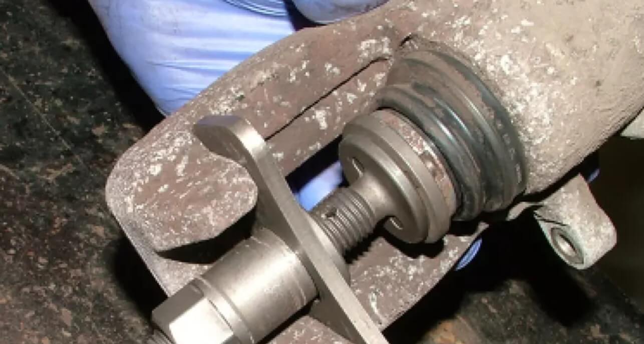 Why Is My Brake Caliper Locked Up While Driving?