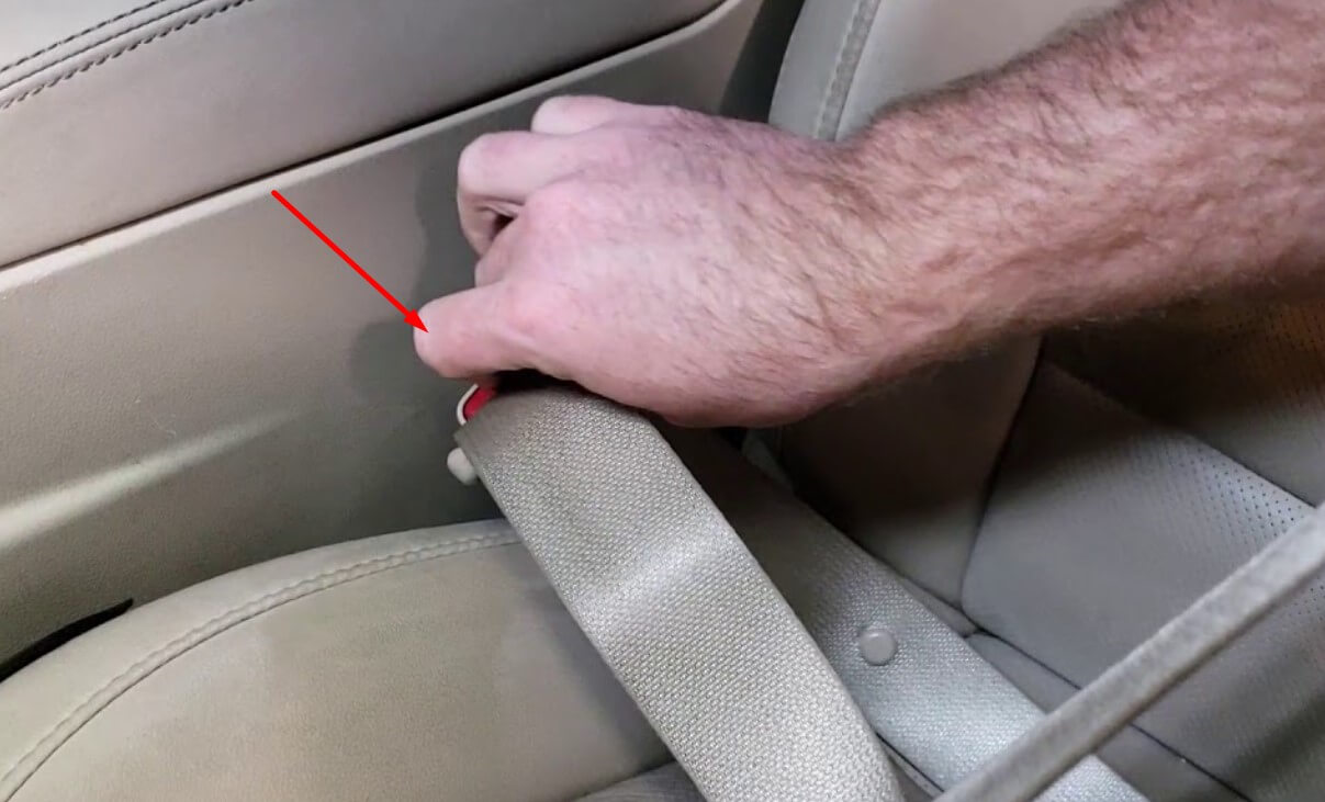 How To Turn Off Seat Belt Alarm Jeep Grand Cherokee?